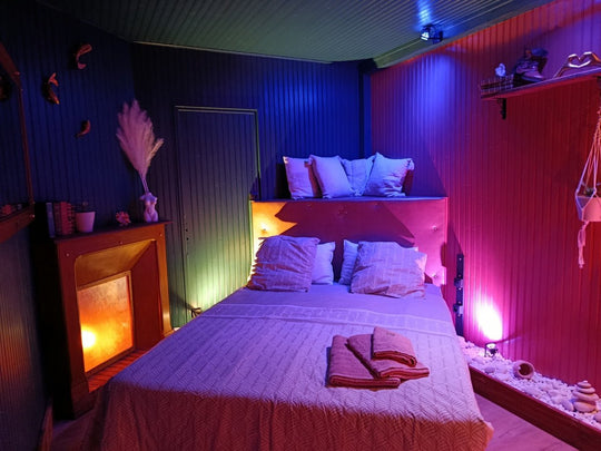 L'Enchanteuse - Love’nSpa - weekend en amoureux, love rooms avec spa ou jacuzzi privatif