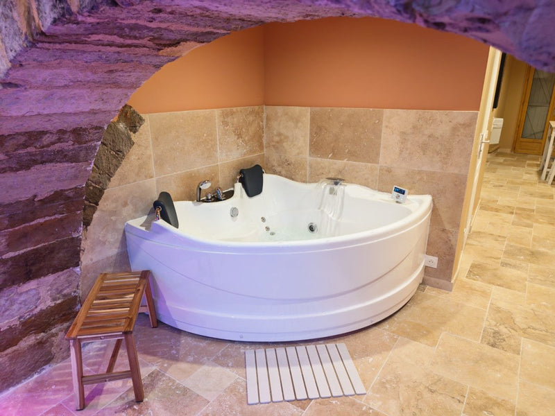 L'envoûtante - Love’nSpa - weekend en amoureux, love rooms avec spa ou jacuzzi privatif2 de L'envoûtante
