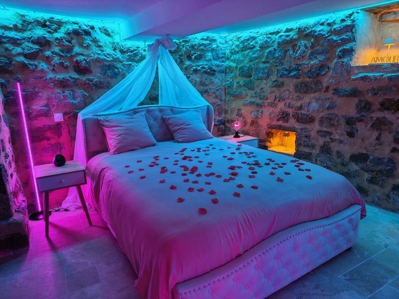 L'envoûtante - Love’nSpa - weekend en amoureux, love rooms avec spa ou jacuzzi privatif3 de L'envoûtante
