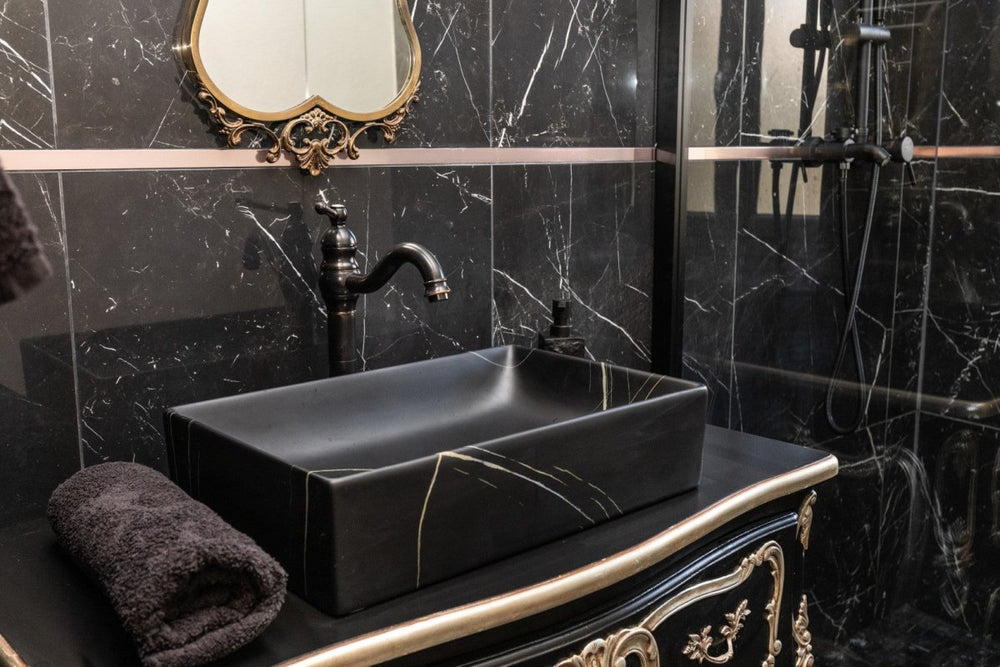 L'Envoûtée - Love’nSpa - weekend en amoureux, love rooms avec spa ou jacuzzi privatif8 de L'Envoûtée
