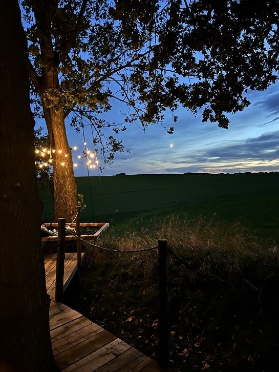Les Cabanes Étoilées - Love’nSpa - weekend en amoureux, love rooms avec spa ou jacuzzi privatif4 de Les Cabanes Étoilées
