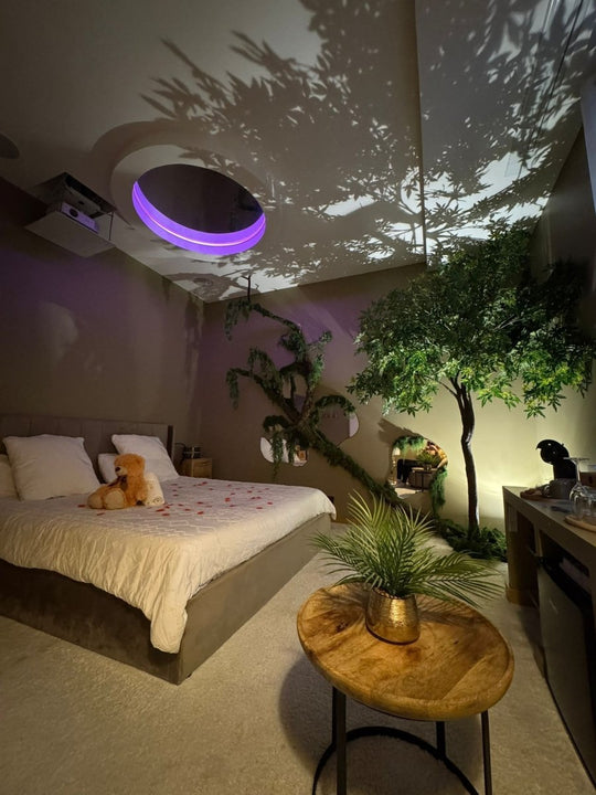 Les Cinq Eléments // Love room La Terre - Love’nSpa - weekend en amoureux, love rooms avec spa ou jacuzzi privatif