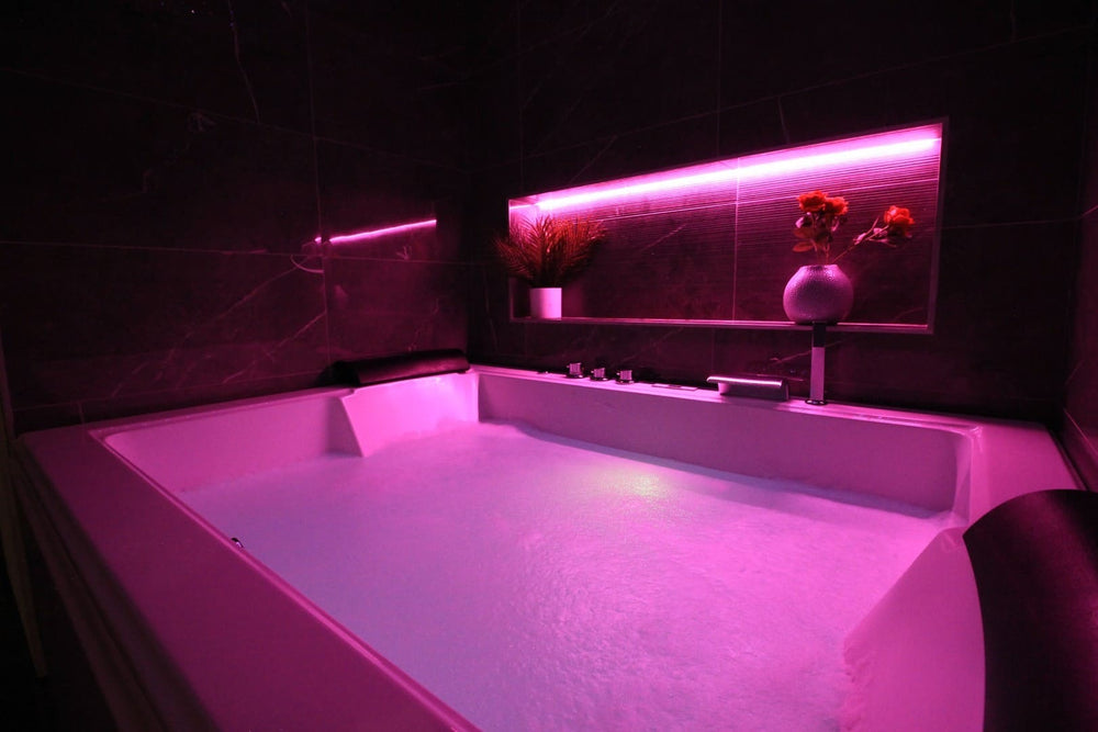 Les Cinq Eléments - Love room La Terre  - Love’nSpa - weekend en amoureux, love rooms avec spa ou jacuzzi privatif6 de Les Cinq Eléments // Love room La Terre
