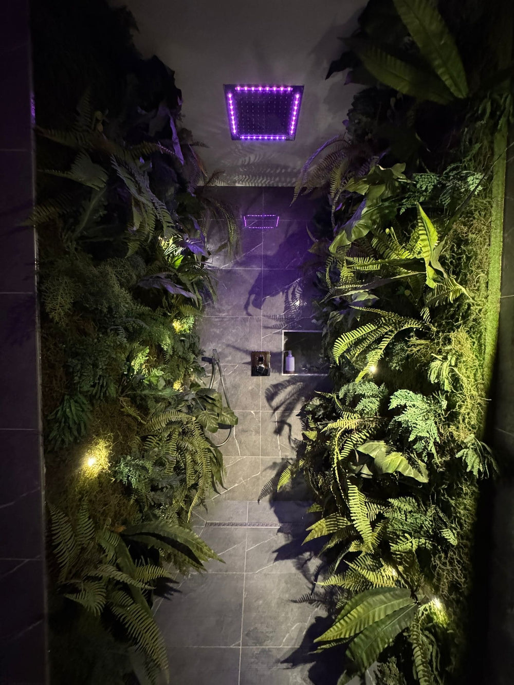 Les Cinq Eléments - Love room La Terre  - Love’nSpa - weekend en amoureux, love rooms avec spa ou jacuzzi privatif4 de Les Cinq Eléments // Love room La Terre
