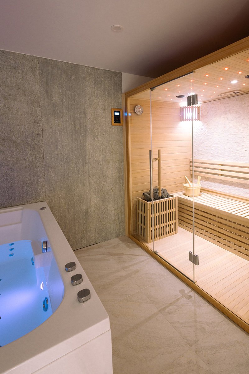 Les Eclats d'Amour - L'Éclat Séléné - Love’nSpa - weekend en amoureux, love rooms avec spa ou jacuzzi privatif1 de Les Eclats d'Amour - L'Éclat Séléné
