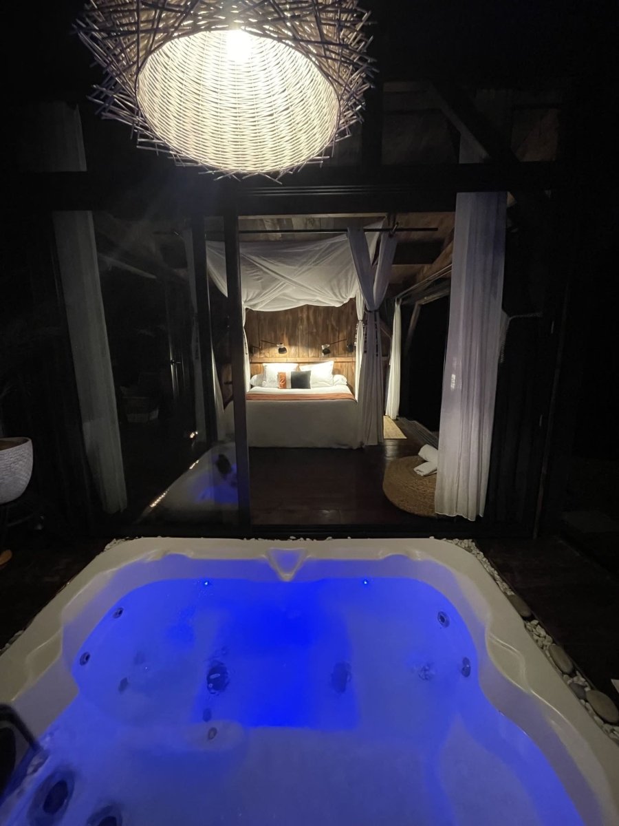 Les Landines - Le Lodge et son spa - Love’nSpa - weekend en amoureux, love rooms avec spa ou jacuzzi privatif3 de Les Landines - Le Lodge et son spa
