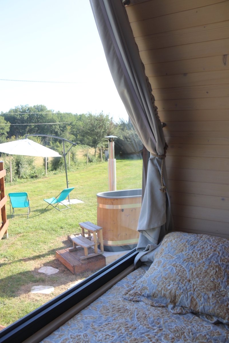 Les Magnolias - Love’nSpa - weekend en amoureux, love rooms avec spa ou jacuzzi privatif4 de Les Magnolias
