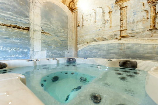 Les Murmures de l' Amour - Love’nSpa - weekend en amoureux, love rooms avec spa ou jacuzzi privatif