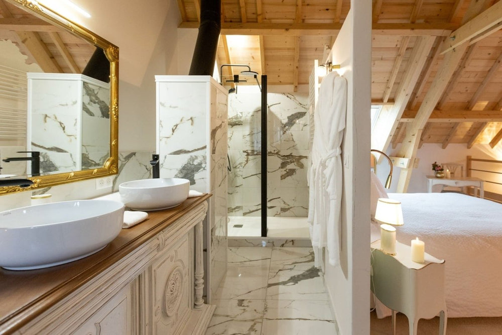 Les Murmures de l' Amour - Love’nSpa - weekend en amoureux, love rooms avec spa ou jacuzzi privatif3 de Les Murmures de l' Amour
