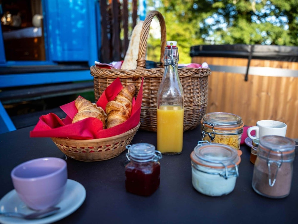 Les Roulottes du Petit Gouffre de Padirac - Love’nSpa - weekend en amoureux, love rooms avec spa ou jacuzzi privatif5 de Les Roulottes du Petit Gouffre de Padirac
