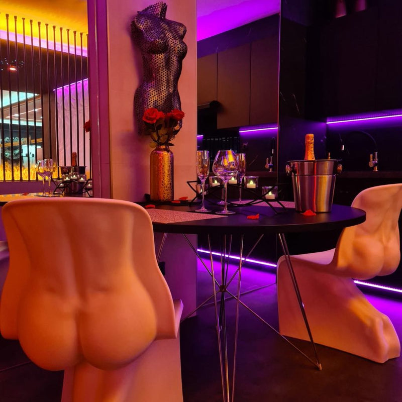 Les secrets rooms L'evasion des secrets - Love’nSpa - weekend en amoureux, love rooms avec spa ou jacuzzi privatif3 de Les secrets rooms L'evasion des secrets
