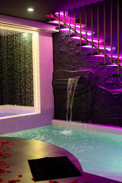 Les Secrets Rooms L'EVASION DIVINE - Love’nSpa - weekend en amoureux, love rooms avec spa ou jacuzzi privatif