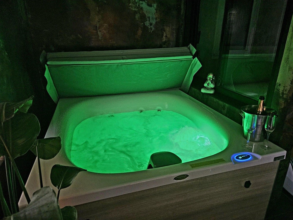 Les Suites du Bouddha Bleu - Ananda Duplex - Love’nSpa - weekend en amoureux, love rooms avec spa ou jacuzzi privatif6 de Les Suites du Bouddha Bleu - Ananda Duplex
