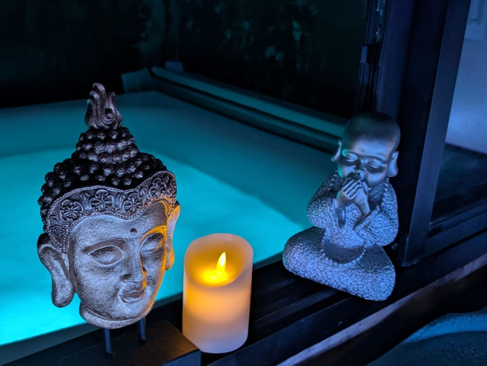 Les Suites du Bouddha Bleu - Ananda Duplex - Love’nSpa - weekend en amoureux, love rooms avec spa ou jacuzzi privatif15 de Les Suites du Bouddha Bleu - Ananda Duplex
