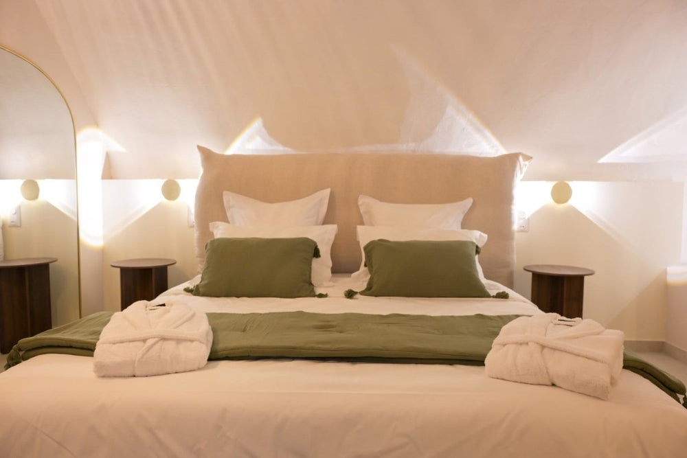 Les Voûtes - Suite Spa Balnéo & Hammam privatifs - Love’nSpa - weekend en amoureux, love rooms avec spa ou jacuzzi privatif10 de Les Voûtes - Private Spa Balneo & Hammam Suite
