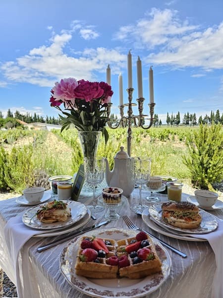 L'Essentiel 84 - La suite ÉVASION - Love’nSpa - weekend en amoureux, love rooms avec spa ou jacuzzi privatif11 de L'Essentiel Gîte de Charme 5 Etoiles - La suite ÉVASION
