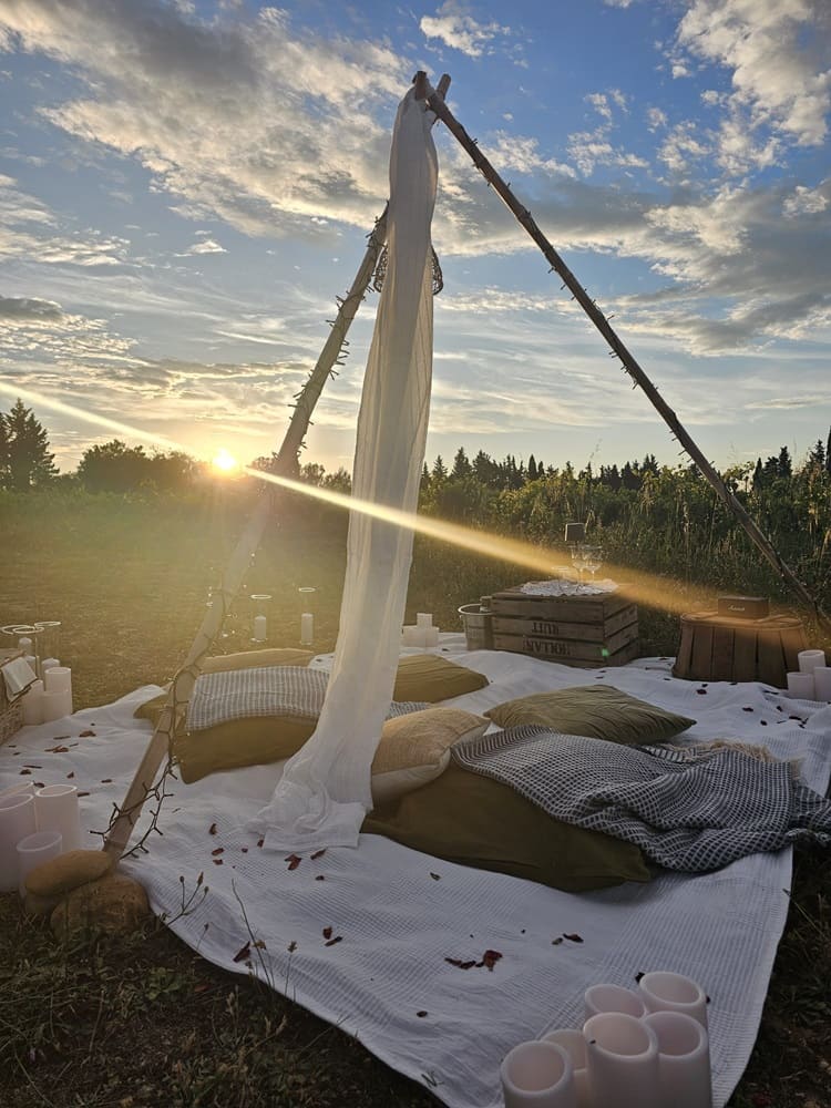 L'Essentiel 84 - La suite ÉVASION - Love’nSpa - weekend en amoureux, love rooms avec spa ou jacuzzi privatif13 de L'Essentiel Gîte de Charme 5 Etoiles - La suite ÉVASION
