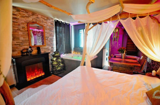 L'Évasion Safari insolite: Spa XXL, Cascade, Cinéma - Love’nSpa - weekend en amoureux, love rooms avec spa ou jacuzzi privatif