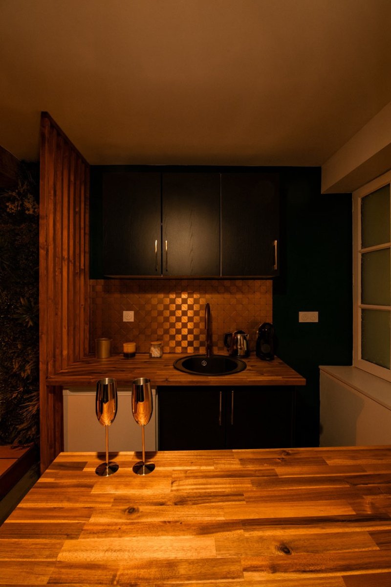 Locked loveroom - Love’nSpa - weekend en amoureux, love rooms avec spa ou jacuzzi privatif3 de Locked loveroom
