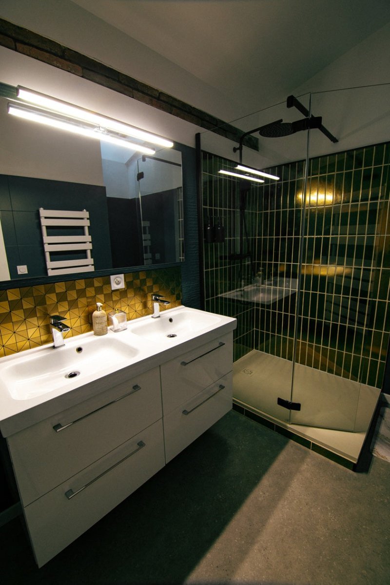 Locked loveroom - Love’nSpa - weekend en amoureux, love rooms avec spa ou jacuzzi privatif14 de Locked loveroom
