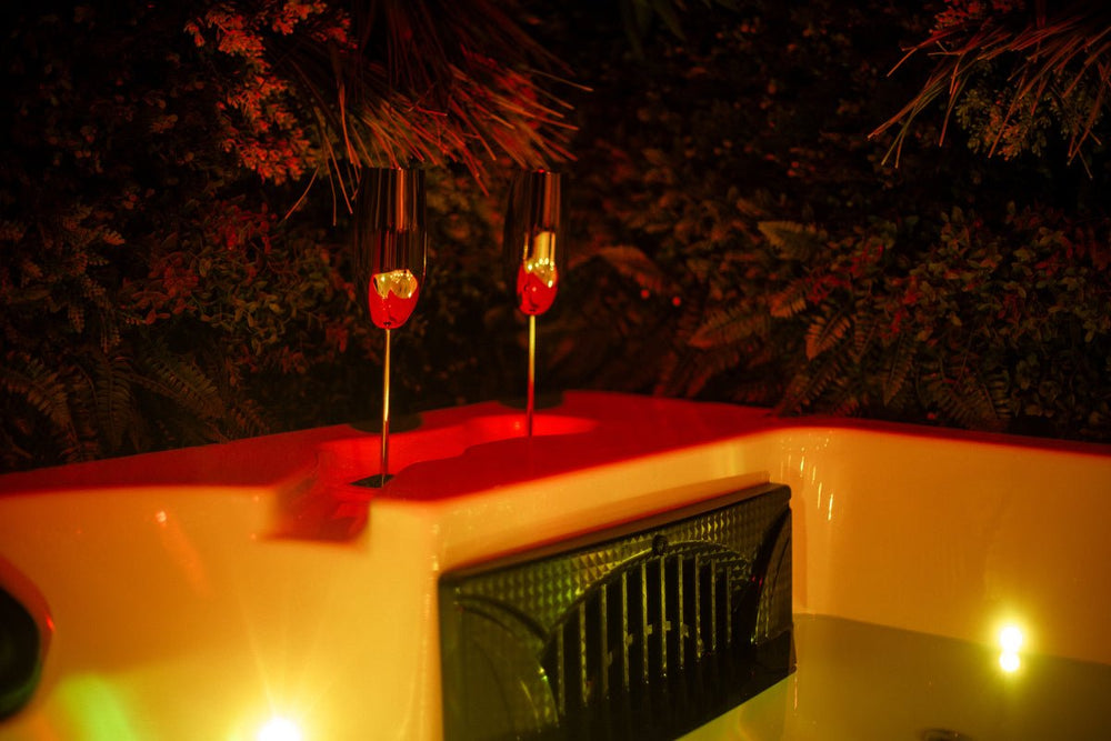 Locked loveroom - Love’nSpa - weekend en amoureux, love rooms avec spa ou jacuzzi privatif10 de Locked loveroom
