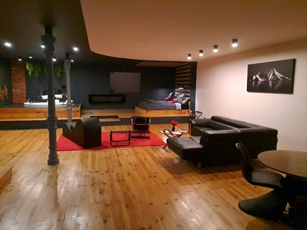 Loft Loveroom Cathédrale - Love’nSpa - weekend en amoureux, love rooms avec spa ou jacuzzi privatif3 de Loft Loveroom Cathédrale
