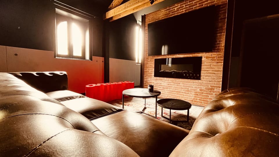 Loft Spa - St Etienne - Love’nSpa - weekend en amoureux, love rooms avec spa ou jacuzzi privatif11 de Loft Spa - St Etienne
