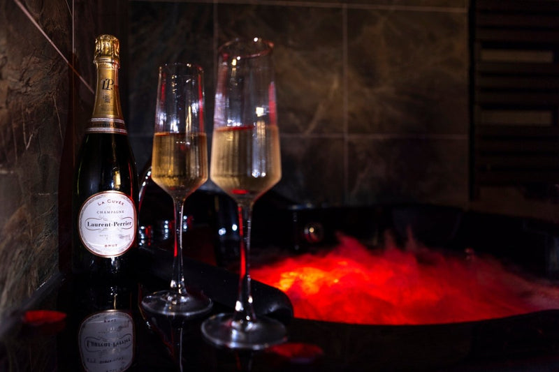 Lôuve - Moi Love Room & Spa - Love’nSpa - weekend en amoureux, love rooms avec spa ou jacuzzi privatif