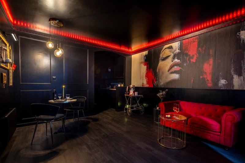 Lôuve - Moi Love Room & Spa - Love’nSpa - weekend en amoureux, love rooms avec spa ou jacuzzi privatif