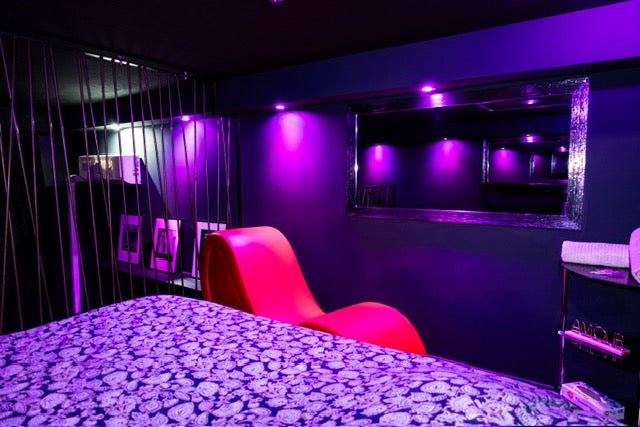 LOVE DAYAN - Love’nSpa - weekend en amoureux, love rooms avec spa ou jacuzzi privatif12 de LOVE DAYAN
