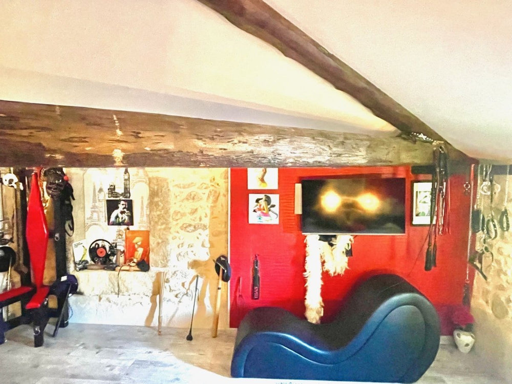 Love & Kinky Room with big SPAs & Sauna - Love’nSpa - weekend en amoureux, love rooms avec spa ou jacuzzi privatif20 de Love & Kinky Room with big SPAs & Sauna
