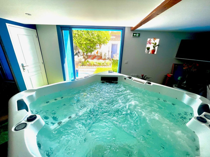 Love & Kinky Room with big SPAs & Sauna - Love’nSpa - weekend en amoureux, love rooms avec spa ou jacuzzi privatif