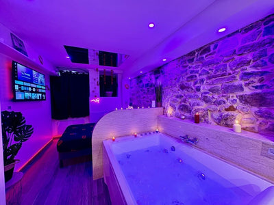LOVE PIERRE SCIZE - Love’nSpa - weekend en amoureux, love rooms avec spa ou jacuzzi privatif