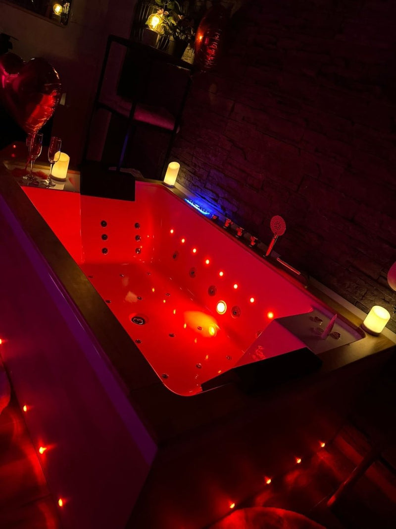 Love Room 66 - Love’nSpa - weekend en amoureux, love rooms avec spa ou jacuzzi privatif