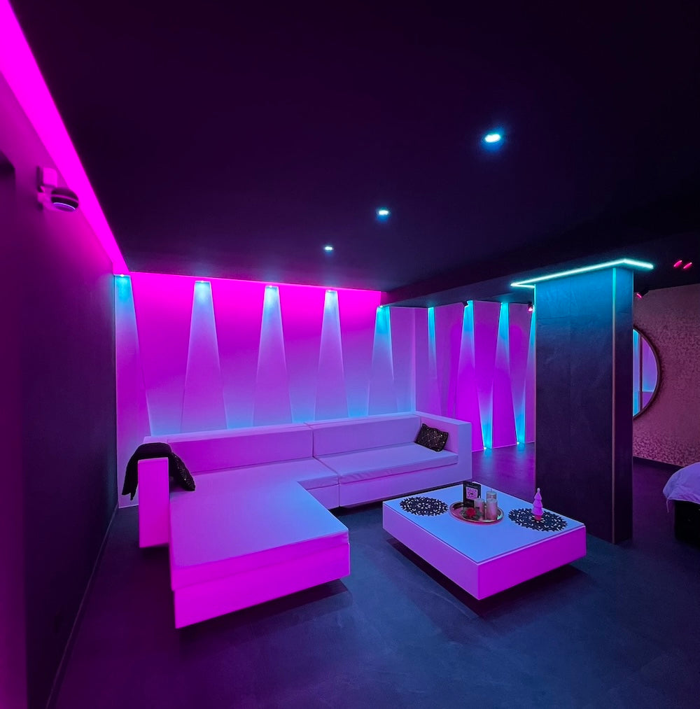 Love Room Bonneville - Love’nSpa - weekend en amoureux, love rooms avec spa ou jacuzzi privatif1 de Love Room Bonneville
