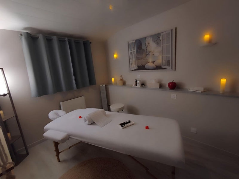 Love - Room, Gîte 4 étoiles, 50 Nuances Romantiques - Love’nSpa - weekend en amoureux, love rooms avec spa ou jacuzzi privatif4 de Love-Room, Gîte 4 étoiles, 50 Nuances Romantiques
