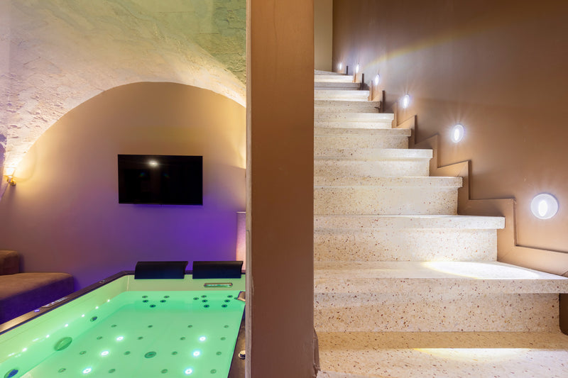 Love room la Voûte - Baillargues - Love’nSpa - weekend en amoureux, love rooms avec spa ou jacuzzi privatif2 de Love room la Voûte | Baillargues
