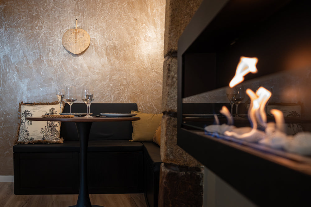 Suite Romantique NUSA, Bali avec Jacuzzi & Cinéma Privé à Malestroit8 de NUSA, Love Room Bali avec Jacuzzi & Cinéma Privé
