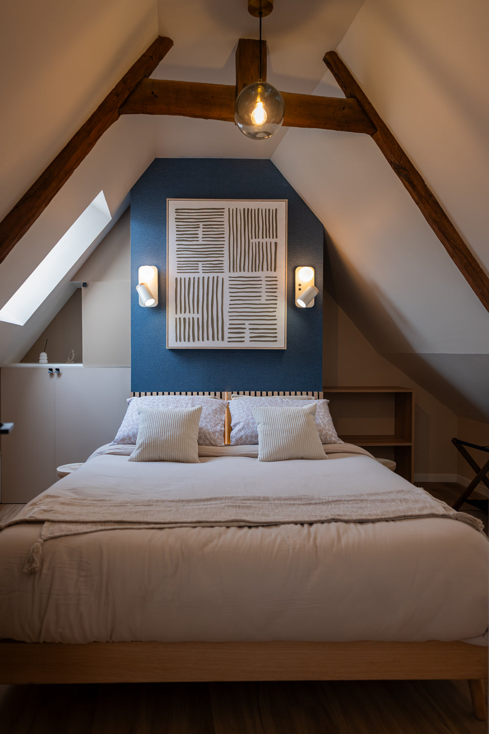 Suite Romantique NUSA, Bali avec Jacuzzi & Cinéma Privé à Malestroit9 de NUSA, Love Room Bali avec Jacuzzi & Cinéma Privé
