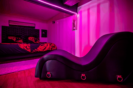 Love room perpignan jacuzzi tantra balancoire - Love’nSpa - weekend en amoureux, love rooms avec spa ou jacuzzi privatif