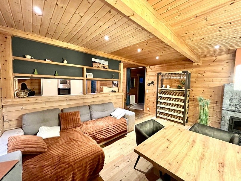 Love room Port Blanc - Love’nSpa - weekend en amoureux, love rooms avec spa ou jacuzzi privatif2 de Love room Port Blanc
