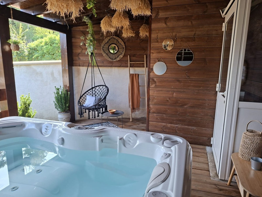 Love Room Sensation - Love’nSpa - weekend en amoureux, love rooms avec spa ou jacuzzi privatif5 de Love Room Sensation

