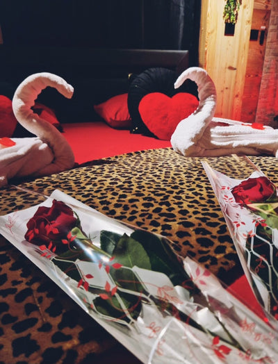 Love Room Tentation - Love’nSpa - weekend en amoureux, love rooms avec spa ou jacuzzi privatif