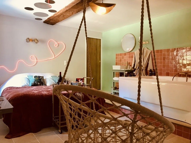 Love & Spa in the Loire Valley - Love’nSpa - weekend en amoureux, love rooms avec spa ou jacuzzi privatif2 de Love & Spa in the Loire Valley
