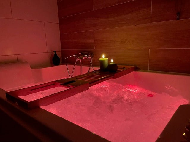 Lovely Room 61 - Love’nSpa - weekend en amoureux, love rooms avec spa ou jacuzzi privatif3 de Lovely Room 61
