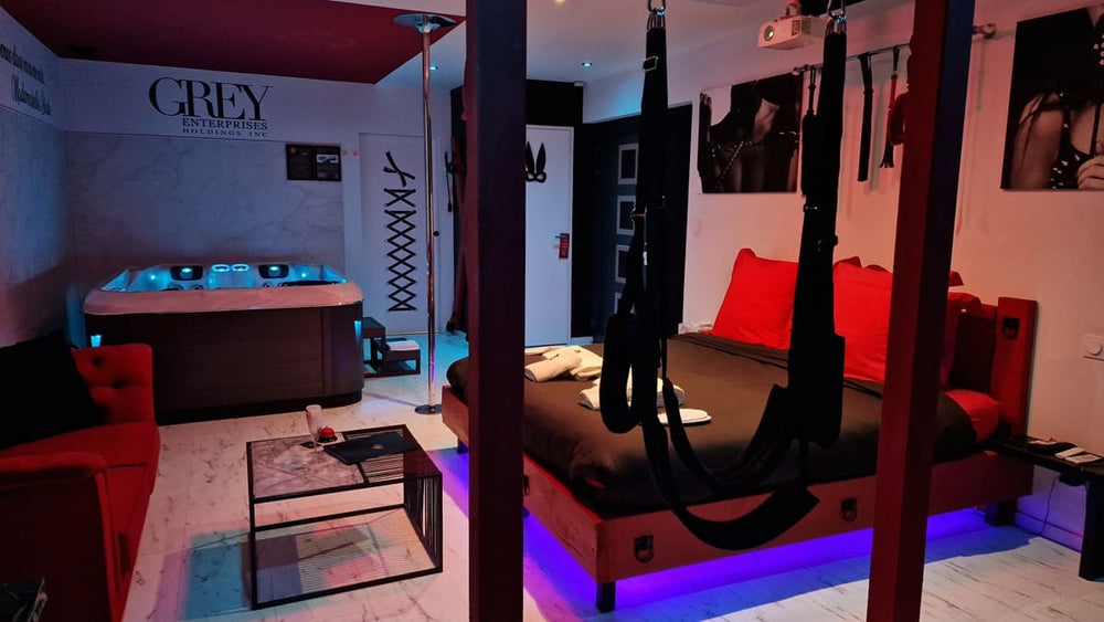 Loveroom 50 Nuances - Love’nSpa - weekend en amoureux, love rooms avec spa ou jacuzzi privatif3 de Loveroom 50 Nuances
