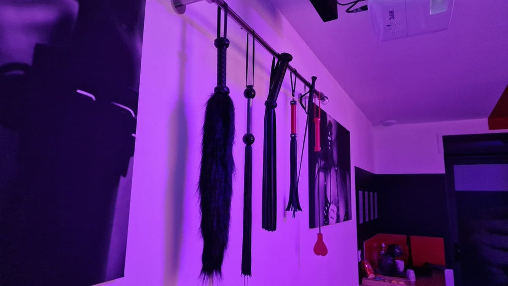 Loveroom 50 Nuances - Love’nSpa - weekend en amoureux, love rooms avec spa ou jacuzzi privatif4 de Loveroom 50 Nuances
