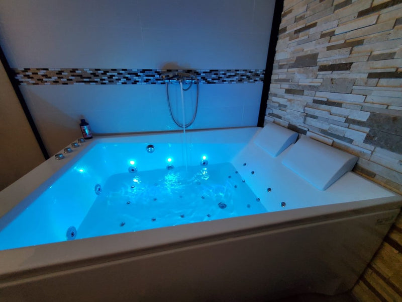 LoveRoom Jo - Love’nSpa - weekend en amoureux, love rooms avec spa ou jacuzzi privatif3 de LoveRoom Jo
