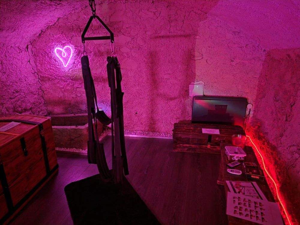 Loveroom L'Instant Précieux - Love’nSpa - weekend en amoureux, love rooms avec spa ou jacuzzi privatif31 de Loveroom L'Instant Précieux

