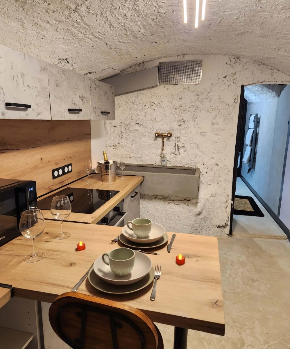 Loveroom L'Instant Précieux - Love’nSpa - weekend en amoureux, love rooms avec spa ou jacuzzi privatif7 de Loveroom L'Instant Précieux
